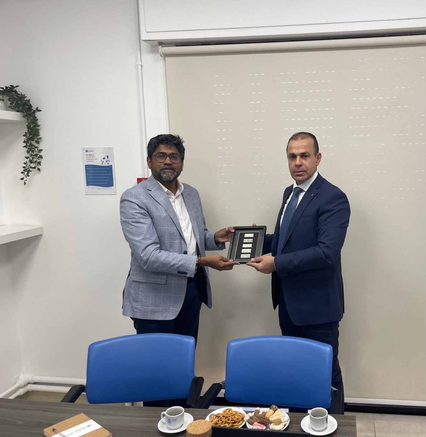 اللواء علام السقا: ملتزمون بأعلى معايير الشفافية واحترام حقوق الإنسان في عمل الشرطة الفلسطينية