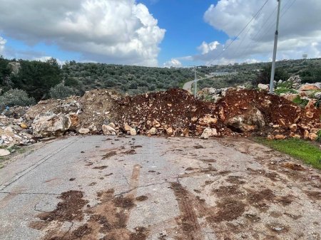 لليوم الخامس على التوالي: الاحتلال يغلق المدخل الغربي لعزون ويشدّد حصارها