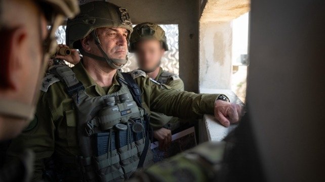 زامير في رفح: لا تراجع عن نزع السلاح الكامل للقطاع وتفكيك حماس من سلاحها