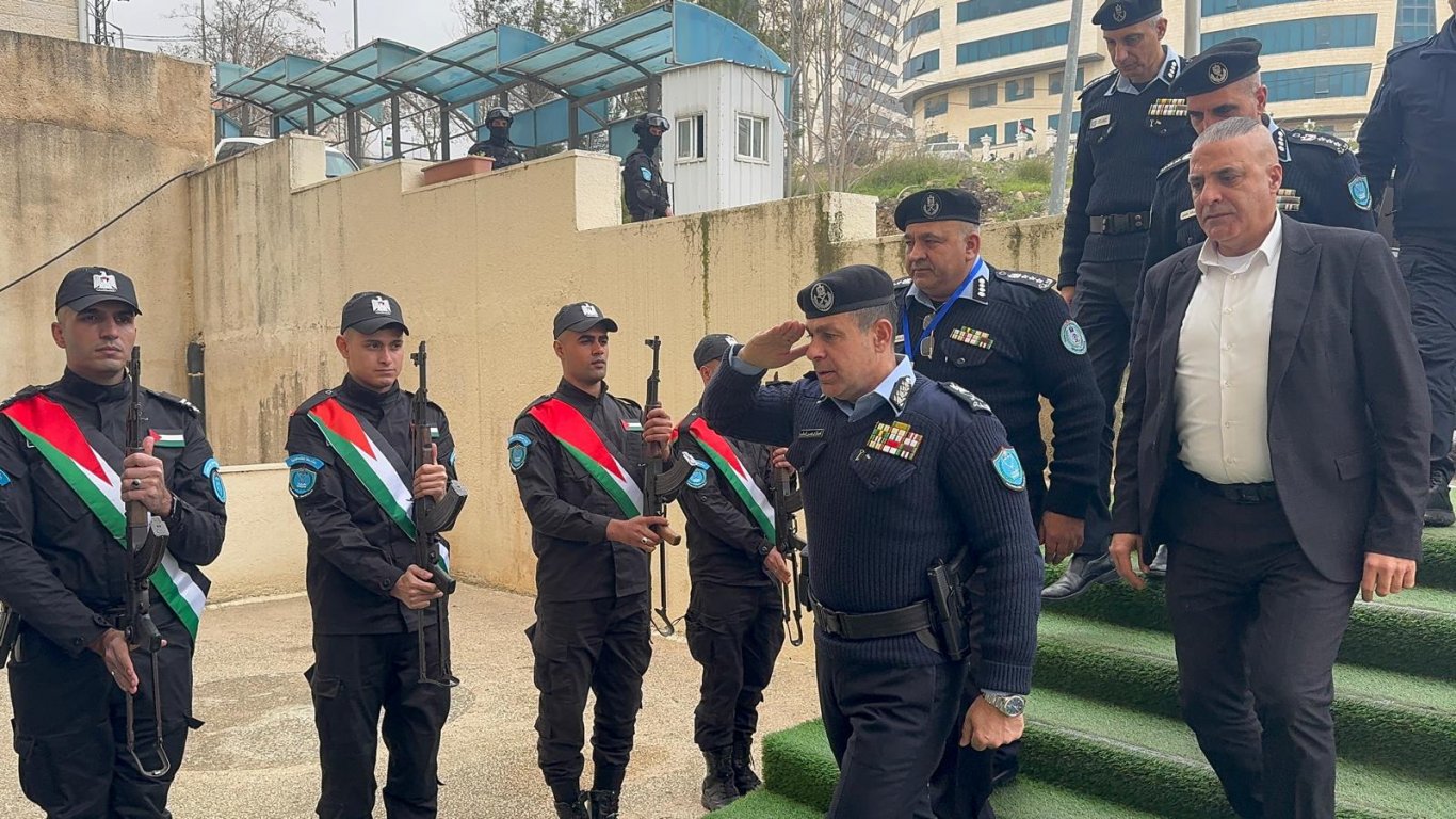 بحضور معالي وزير الداخلية ورئيس مجلس القضاء الأعلى اللواء علام السقا يفتتح قسم الفحوص البيولوجية(DNA) في المختبر الجنائي