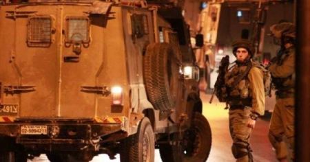 الاحتلال يعتقل 3 شبان في بيت لحم