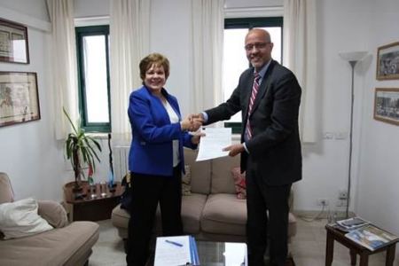 التعاون توقع مذكرة تفاهم مع وبرنامج الأمم المتحدة الإنمائي لتأهيل البيوت القديمة في القدس