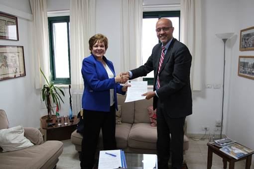 التعاون توقع مذكرة تفاهم مع وبرنامج الأمم المتحدة الإنمائي لتأهيل البيوت القديمة في القدس