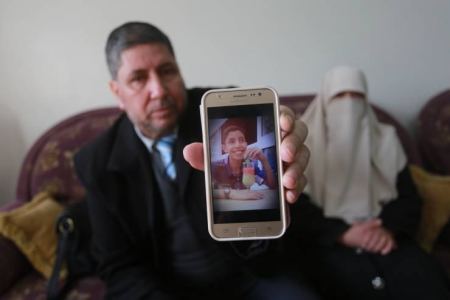 الفتى أحمد.. مات وهو يُساوَم بين الخيانة والعلاج
