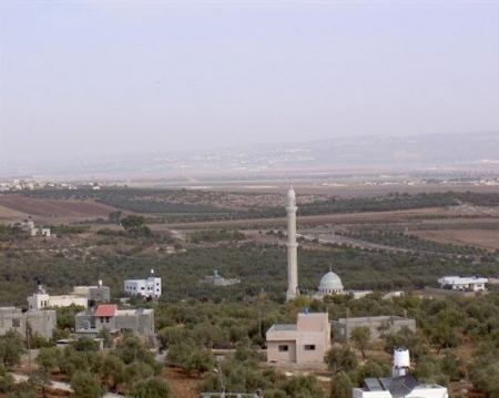 مزارعو السيلة الحارثية يشتكون البلدية لمحافظ جنين