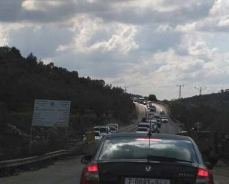 الاحتلال ينصب حواجز على مداخل سلفيت