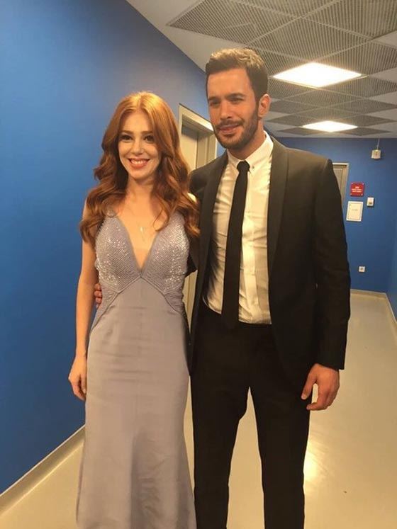 هل استضاف مول مصر نجمي مسلسل حب للايجار التركي؟