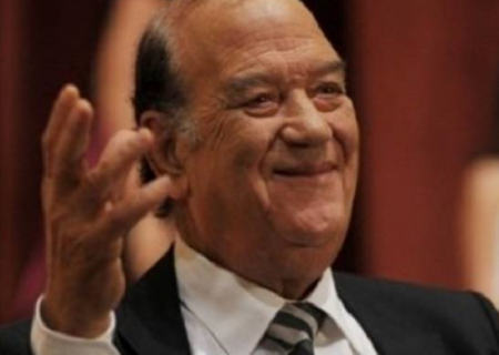  صورة حسن حسني تفاجئ الجميع.. شاهد كيف أصبح شكله ؟!