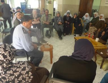 الشرطة تنظم يوم تعايش وتقيم مأدبة غداء لمنتسبي جمعية بيت المسنين الخيرية في جنين