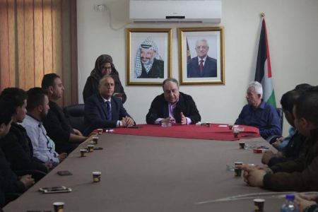  محافظ جنين اللواء ابراهيم رمضان يجتمع مع مجلسي طلبة جامعتي القدس المفتوحة والعربية الامريكية