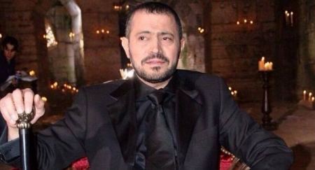 طفلة جورج وسوف مع والدتها.. شاهدوا كم كبرت
