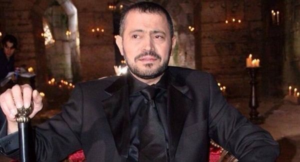 طفلة جورج وسوف مع والدتها.. شاهدوا كم كبرت