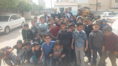 وفد طلابي يزور الشرطة في جنين