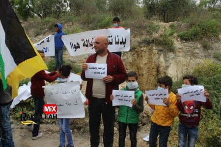 احتجاجات على مكب نفايات زهرة الفنجان جنوب جنين