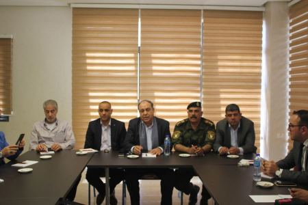  المحافظ رمضان يعلن عن تشكيل لجنة لمتابعة مطالب أصحاب السكنات الجامعية ويلتقي مع رئيس الجامعة العربية الأمريكية والجهات ذات العلاقة