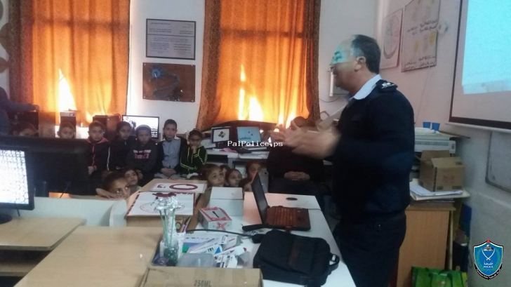 الشرطة تنظم خمسة محاضرات حول السلامة المرورية وآفة المخدرات في جنين