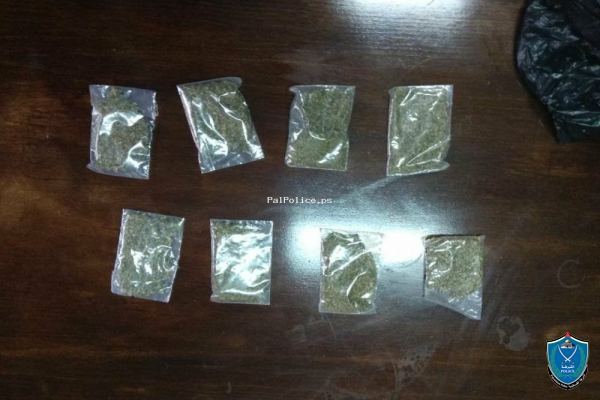  الشرطة تضبط مواد يشتبه أنها مخدرة وتلقي القبض على شخص في جنين