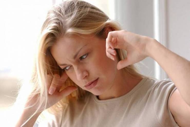 إذا كنتم تعانون من 'طنين الأذن'.. اكتشفوا الأسباب
