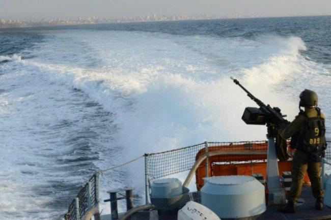  اصابة صياد و نجله بأعيرة مطاطية في بحر غزة