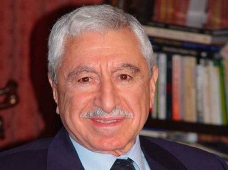 حواتمة مخاطباً مليونية الأرض 