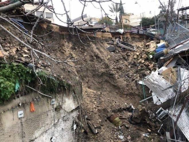 القدس: انهيار أرضي في سلوان بسبب حفريات الاحتلال