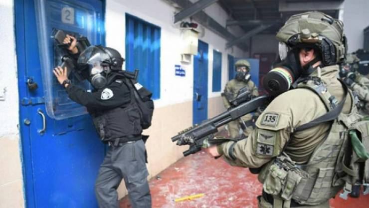  الوضع الصحي لأسرى النقب جيد باستثناء أسيرين