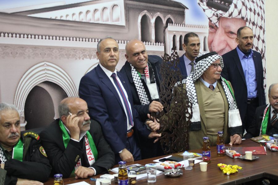 مديرية الثقافة تحتفل بإشهار الديوان الشعري ومضات فلسطينية للشاعر صادق صبيحات