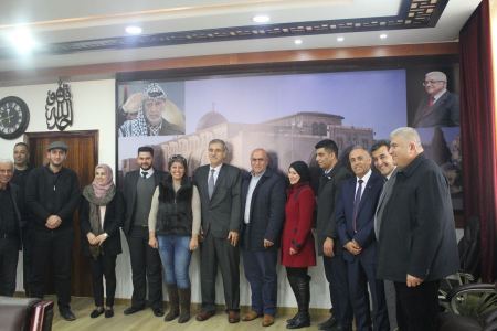  محافظ جنين اللواء أكرم الرجوب يبحث مع رئيس هيئة المدن الصناعية مشروع المنطقة الصناعية الحدودية الحرة في جنين
