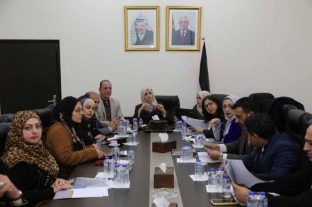 قلقيلية : المحافظ يلتقي المستشارين القانونيين في المحافظات