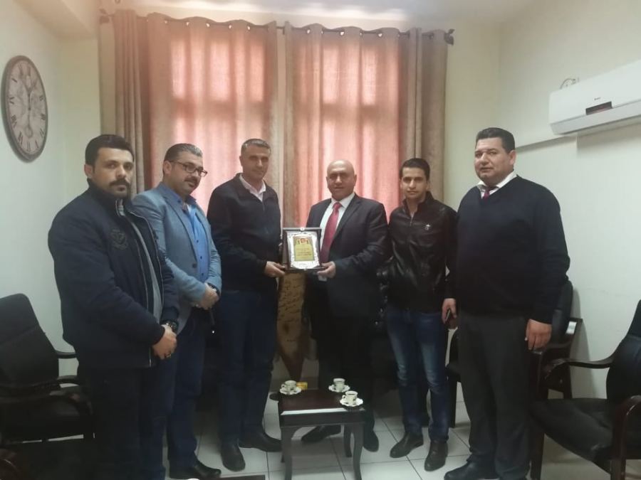 المحافظة الجراحية الأردنية تكرم المحافظ الرجوب