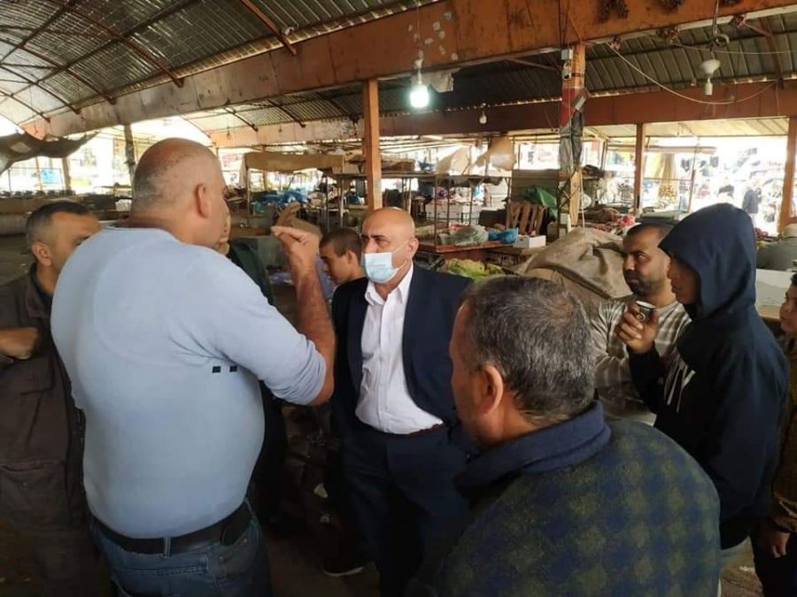 محافظ جنين اللواء أكرم الرجوب يقوم بجولة تفقدية ، لأسواق مدينة جنين 