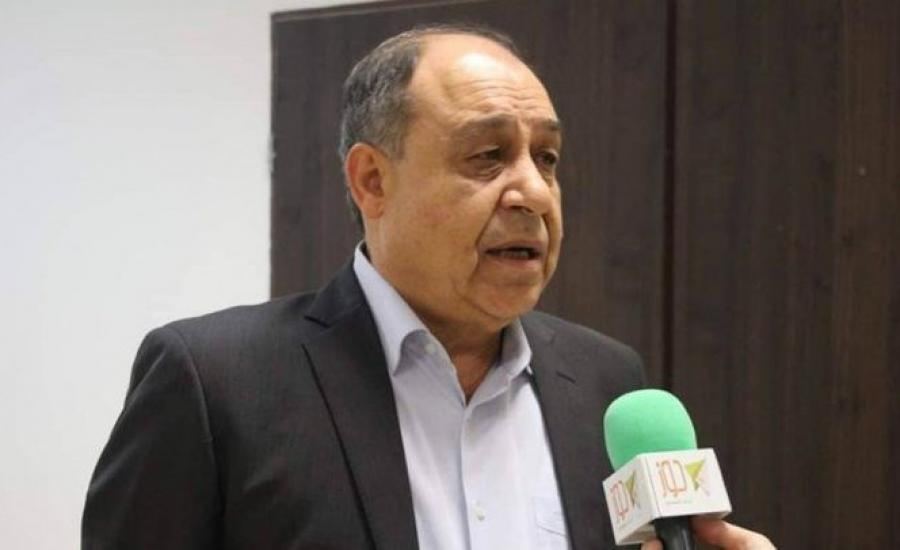 محافظ نابلس: سنستعين بطلبة التمريض بالجامعات..والنقابة ترد