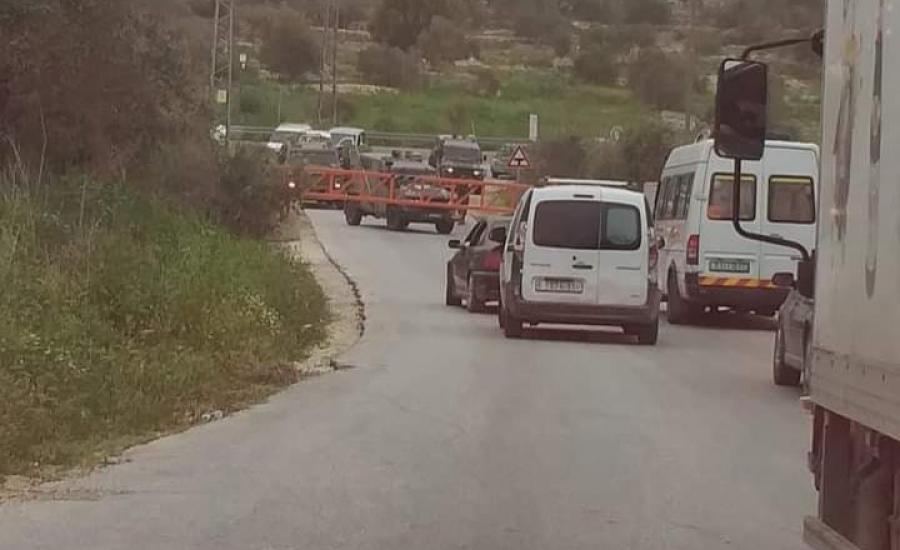 الاحتلال يغلق مداخل عدة قرى شمال غرب رام الله