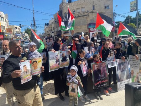 وقفة دعم للمعتقلين في جنين