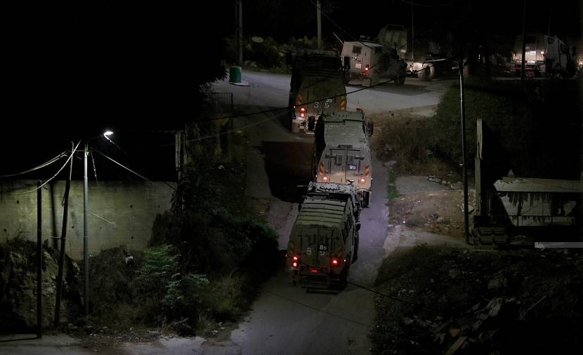 الاحتلال يهدم منزل شهيد في اذنا غرب الخليل