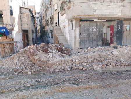 الاحتلال يشرع بهدم المنازل في مخيم نور شمس شرق طولكرم ﻿