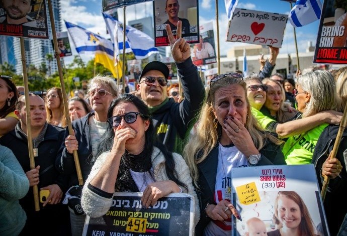 آلاف الإسرائيليين يتظاهرون ضد حكومة نتنياهو