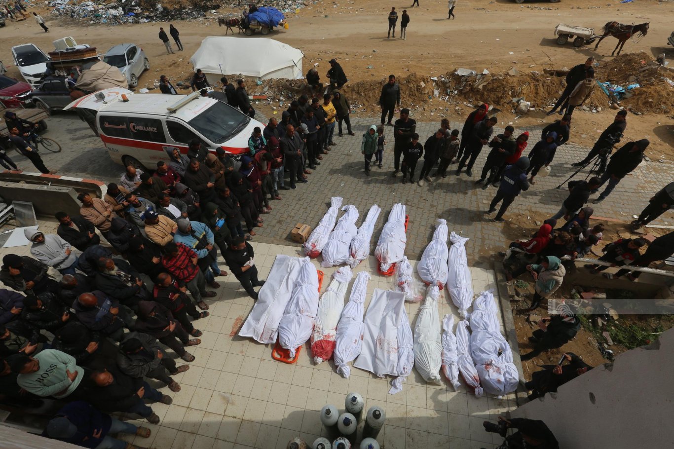 شهداء وجرحى إثر قصف وإطلاق نار شنه الاحتلال على رفح وخان يونس