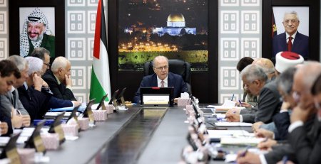 مجلس الوزراء يطالب المؤسسات الإغاثية الدولية بتكثيف تدخلاتها في قطاع غزة