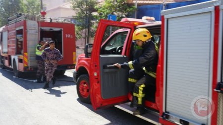 الدفاع المدني: تعاملنا مع 12 حالة جراء تساقط شظايا صواريخ