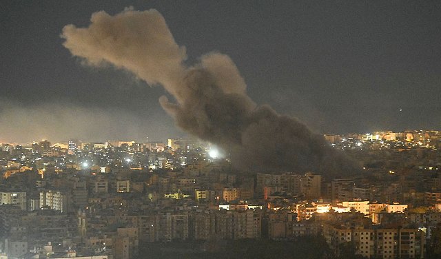 شهداء في غارة للاحتلال على مركبة جنوب لبنان