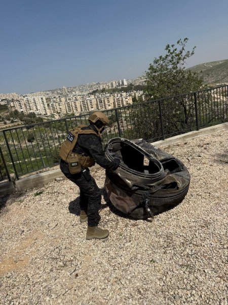 الشرطة تتعامل مع شظايا صاروخية سقطت في مناطق متفرقة بمحافظة بيت لحم