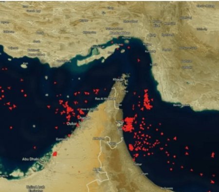 تقرير أمريكي: الولايات المتحدة تشكل تحالفا بحريا لحماية السفن في مضيق هرمز
