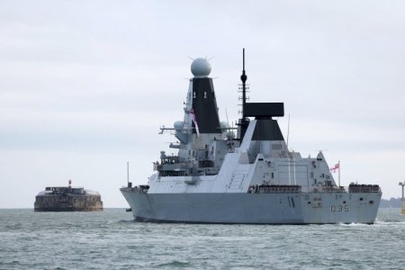 بريطانيا تعلن وصول المدمرة HMS Dragon إلى شرق المتوسط
