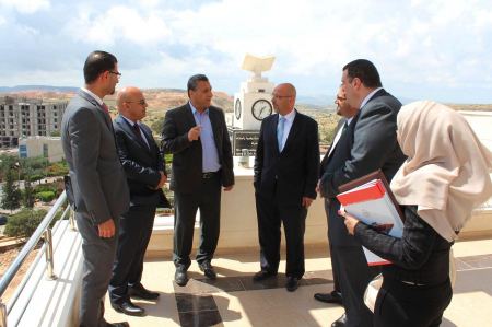 بالتعاون مع مؤسسة التمويل الدولية الجامعة العربية الامريكية وهيئة سوق رأس المال الفلسطينية توقعان اتفاقية تعاون لدمج مساق حوكمة الشركات في الخطة التدريسية