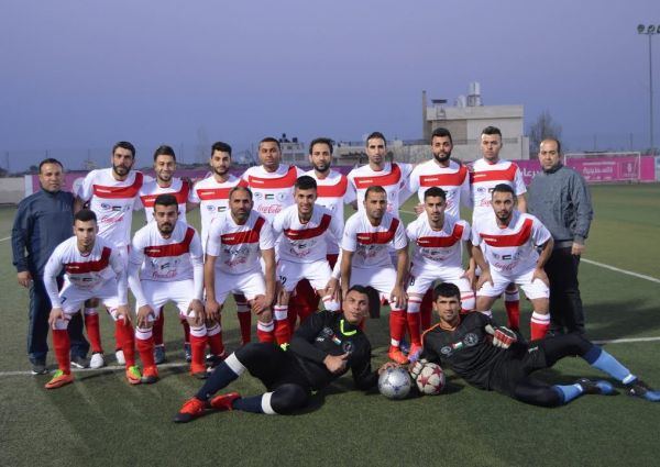 المشروبات الوطنية تتبرع بالزيّ الرياضي لفريق نادي بيتونيا لكرة القدم