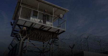 اسرائيل تقطع شبكة الاتصالات لحصار الأسرى المضربين