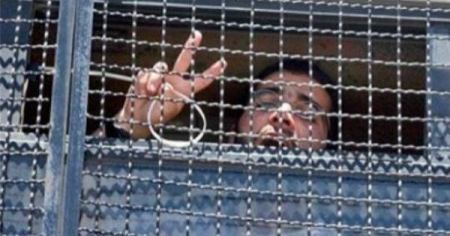 شهادات للأسرى المضربين عن الطعام في "عوفر"