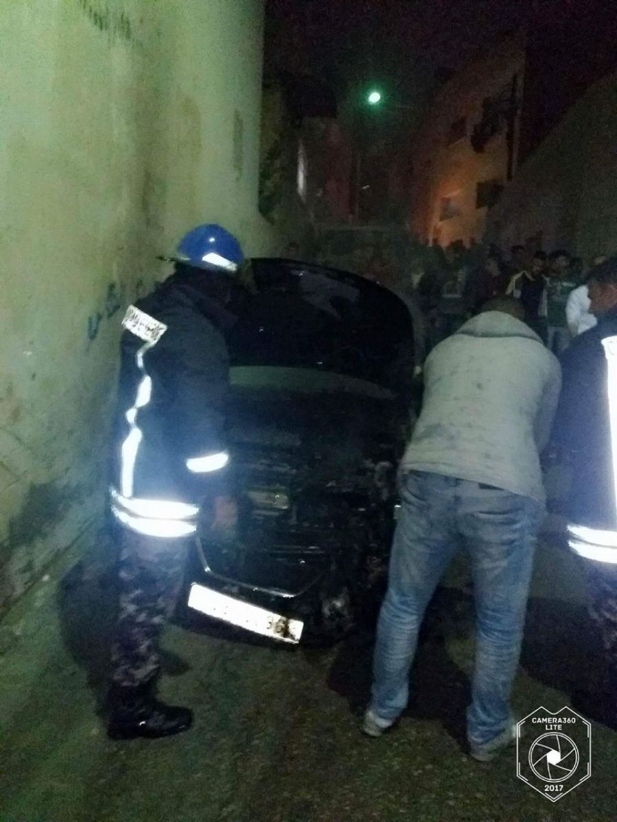 السيطرة على حريق مركبة في مخيم جنين