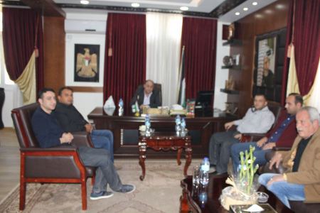 المحافظ رمضان يستقبل وفدا من البعثة الطبية الأردنية في المستشفى الميداني